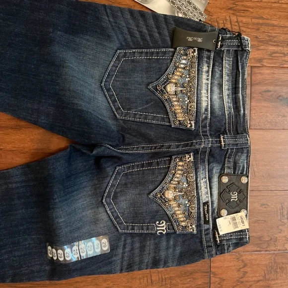 Miss Me Jeans - Picture 3 of 4